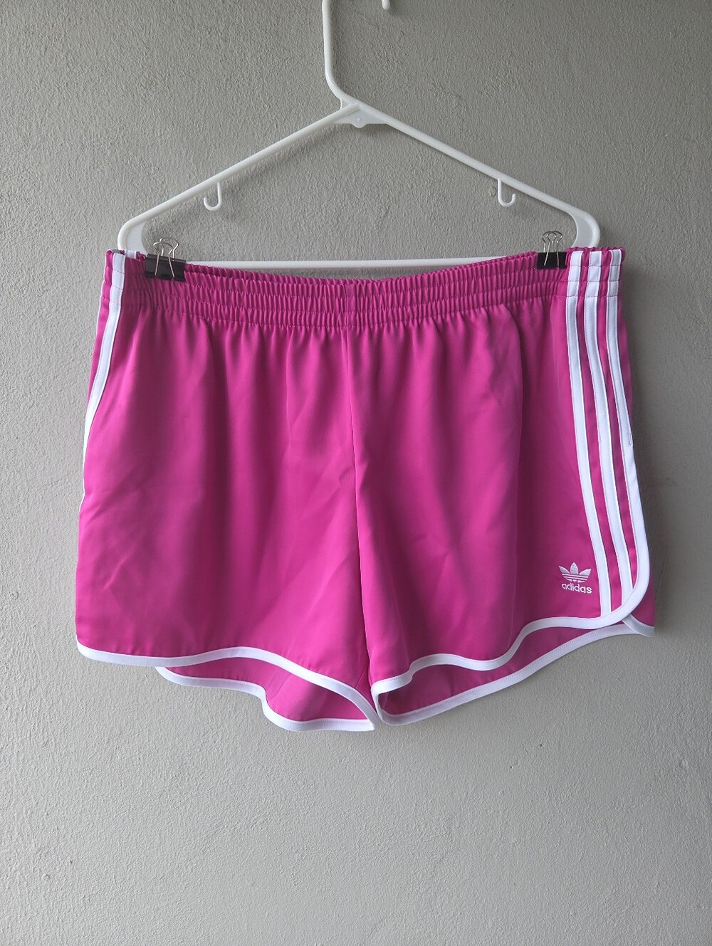 Adidas Women's XL 3 Stripes Sprinter Running Shorts -  NWT Fuchsia Pink